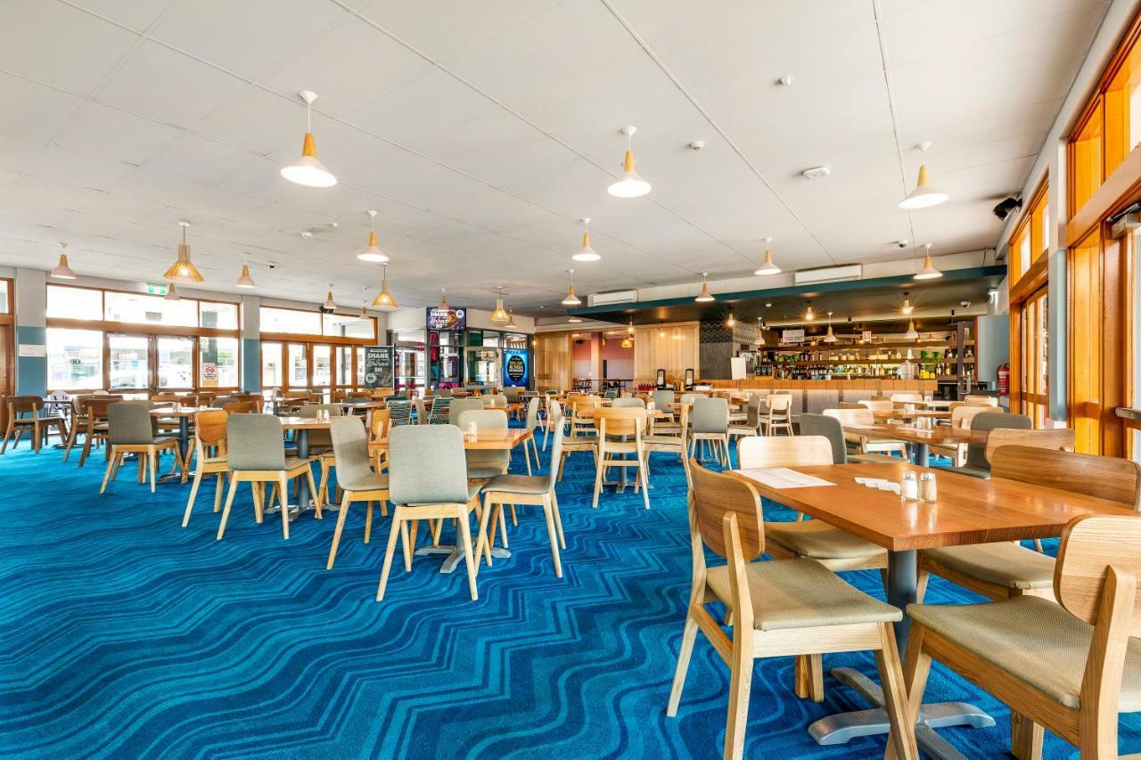Umina Beach Nightcap At Ocean Beach Hotel מראה חיצוני תמונה